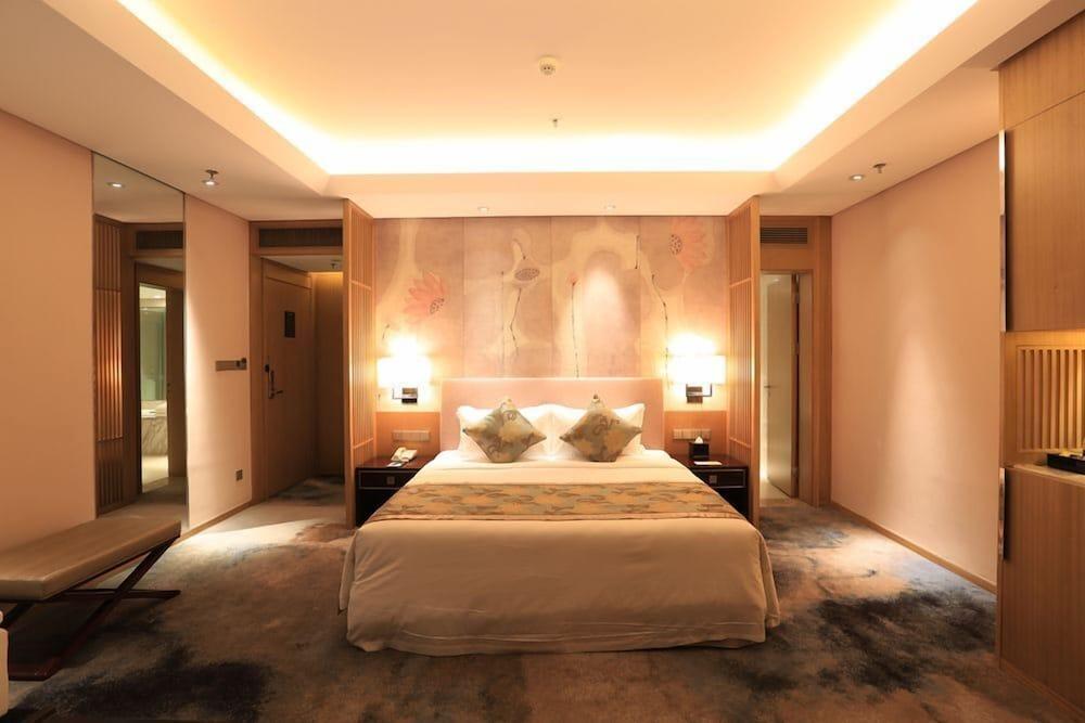 Yun Hotel Wuhan Buitenkant foto