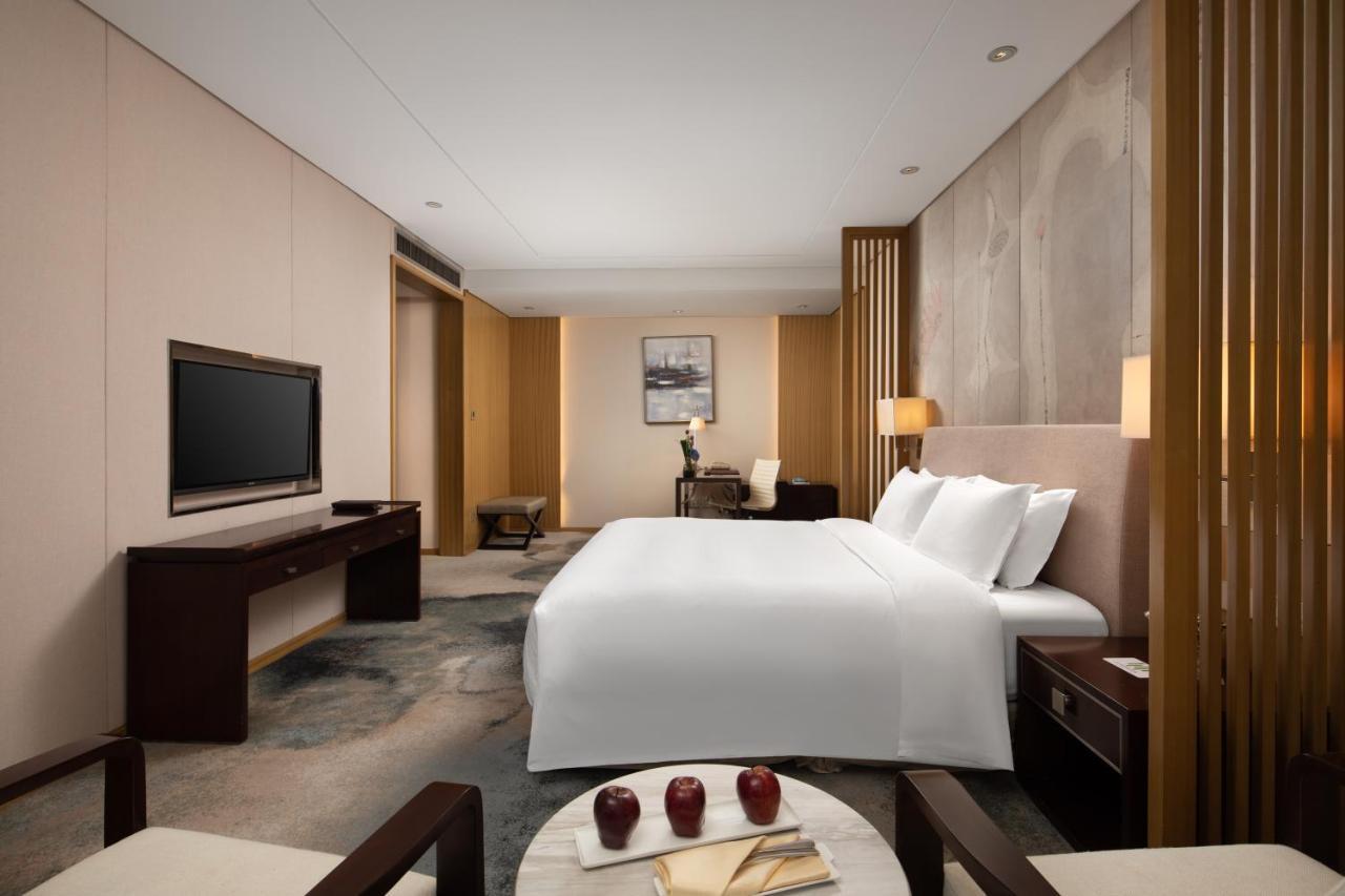 Yun Hotel Wuhan Buitenkant foto