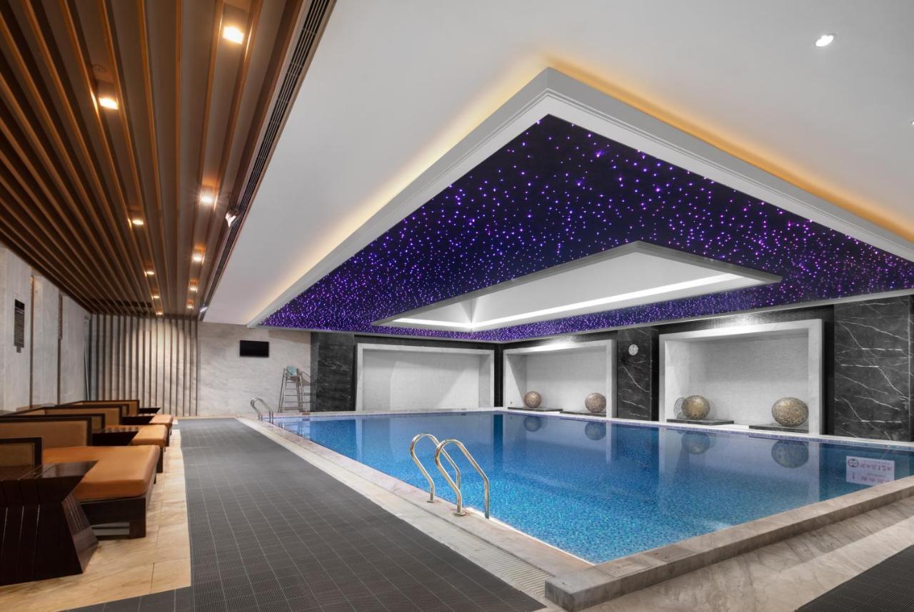Yun Hotel Wuhan Buitenkant foto